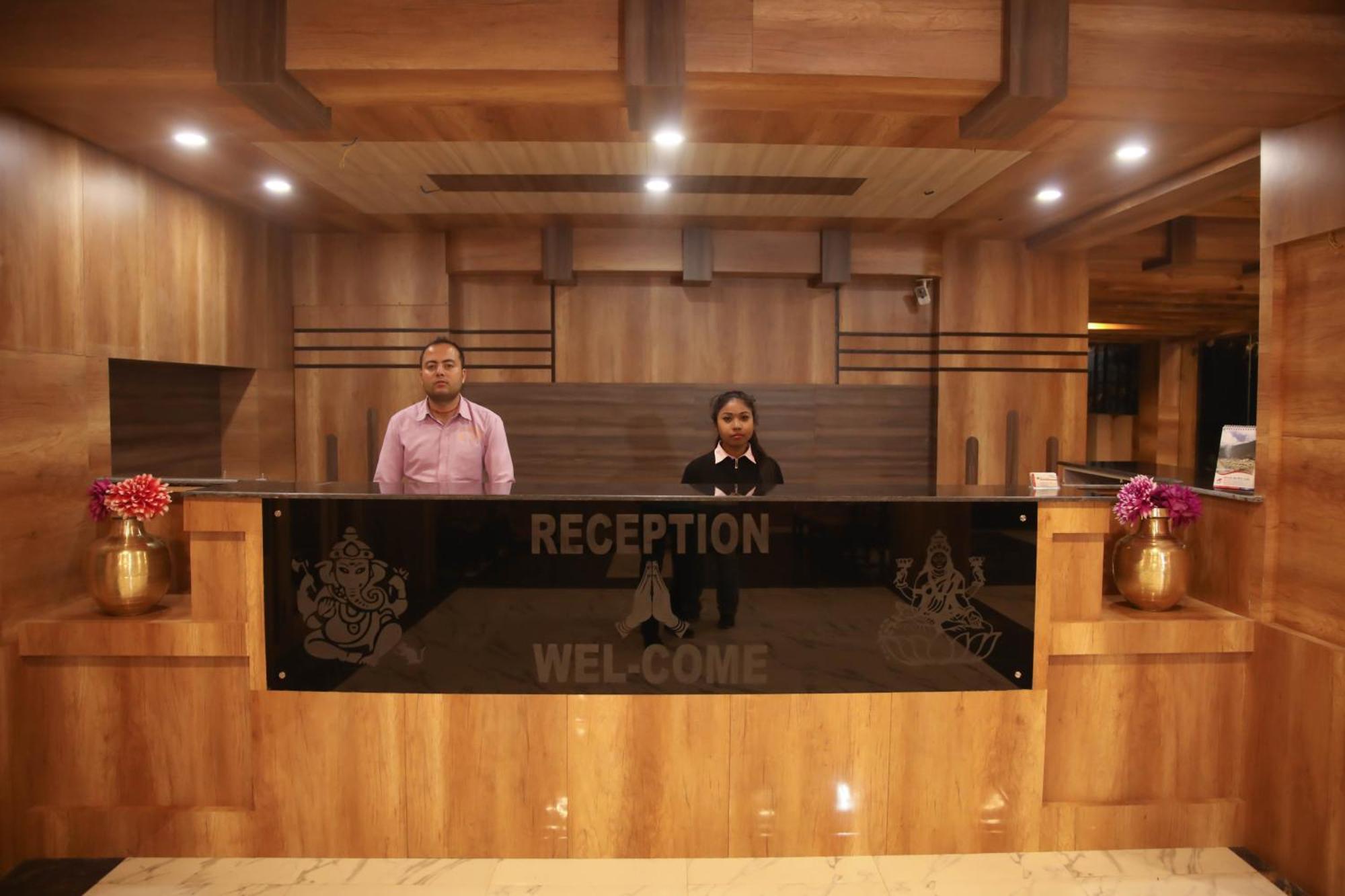 Hotel Royal Safari Саураха Экстерьер фото